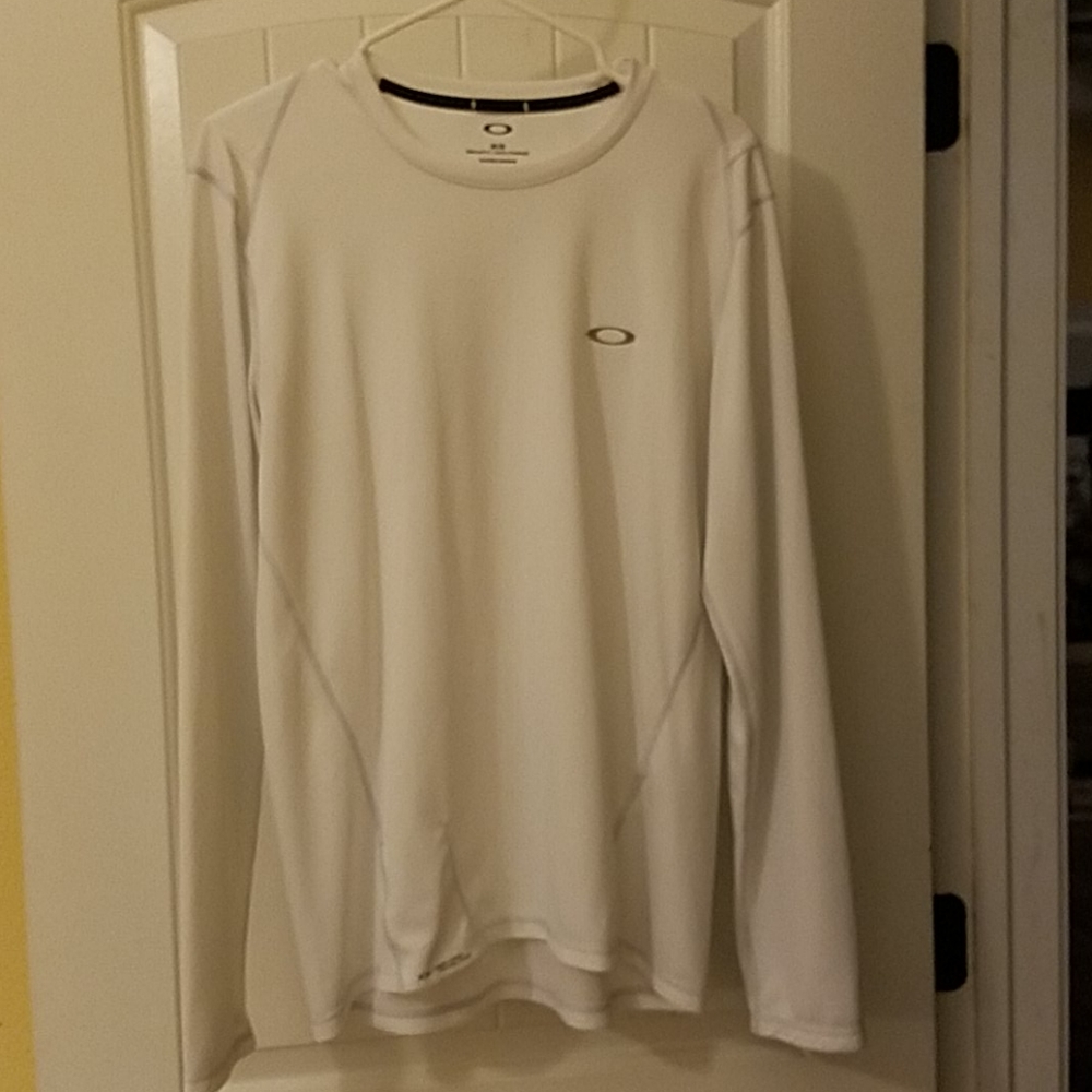 Men's Oakley Long Sleeve Shirt